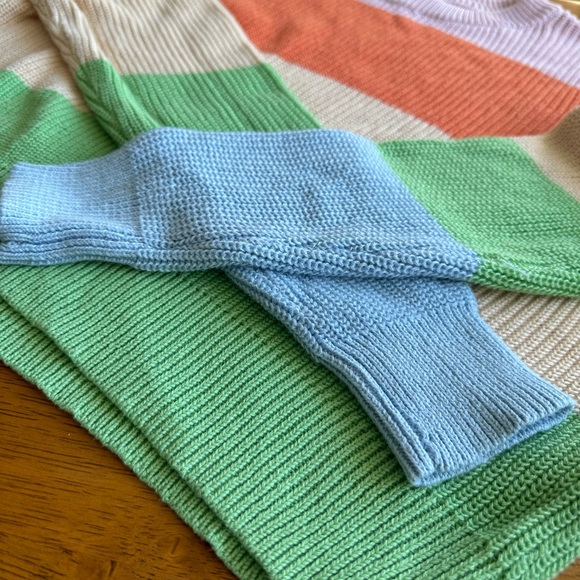 Multi-Color Cropped Pullover/Sweater - Picture 2 of 4